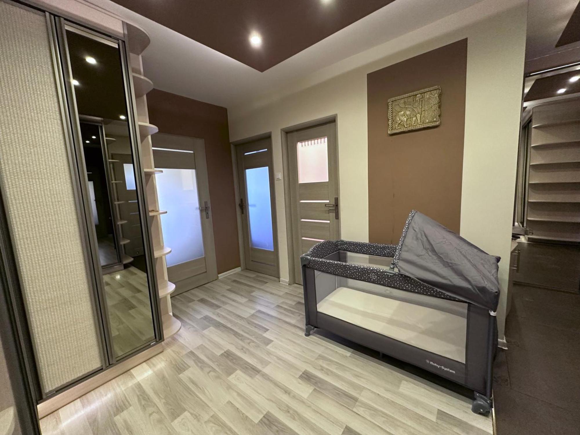 Large, Luxury Condo With Sauna Przemyśl Exteriör bild