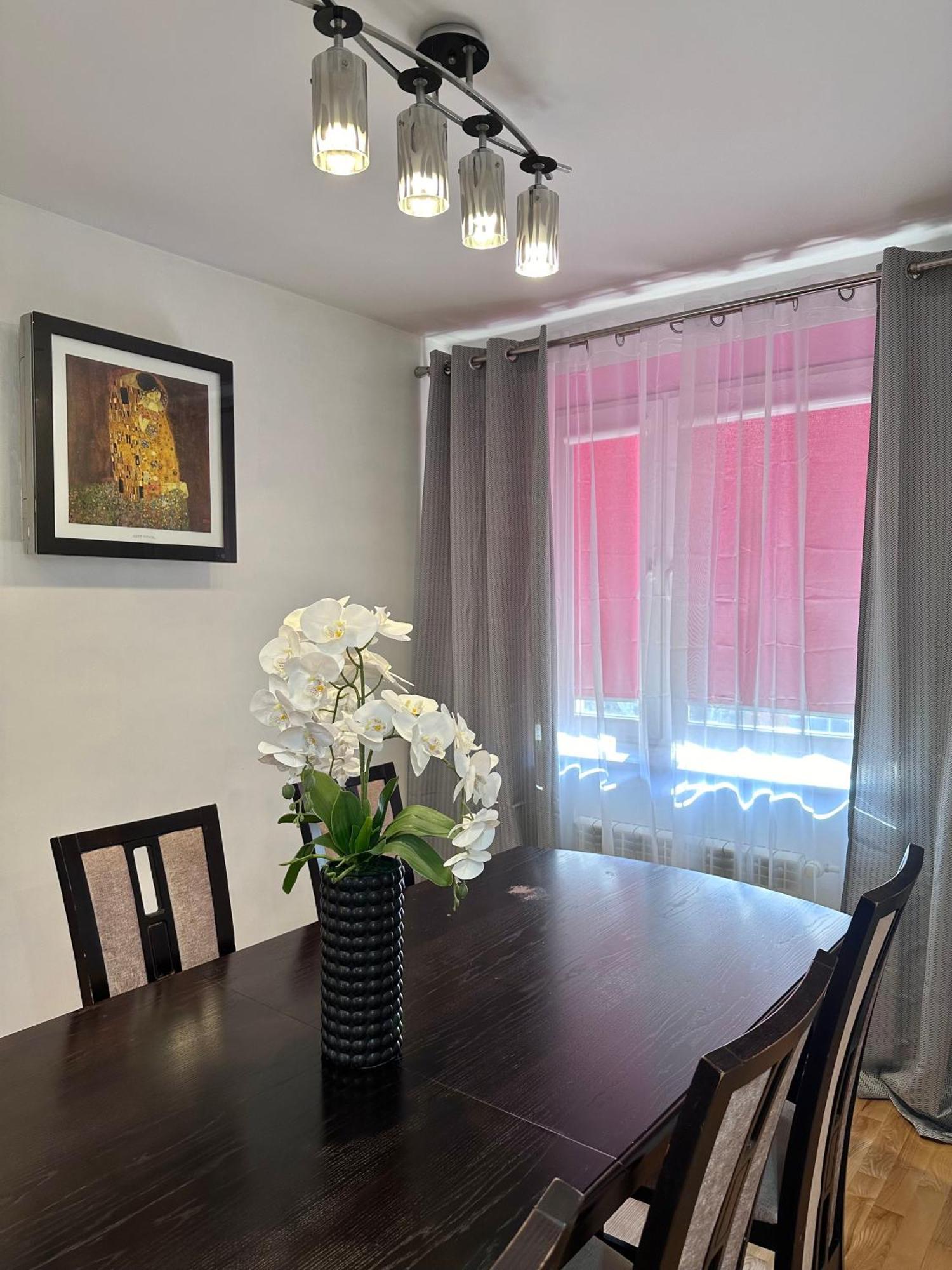 Large, Luxury Condo With Sauna Przemyśl Exteriör bild